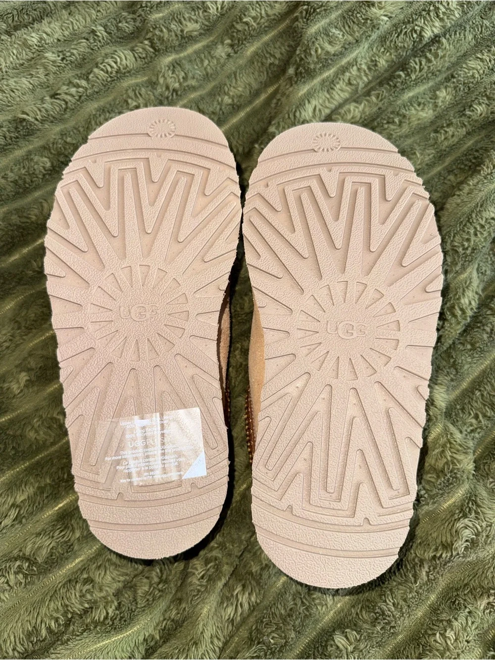 UGG Tazz Dazzle Kids Glitter Slippers - Gold - Size Kid 4